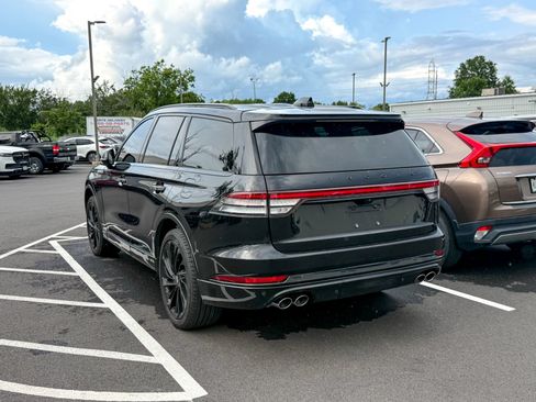 Certified 2025 Lincoln Aviator Reserve w/ Jet Appearance Package AWD/4WD image 10