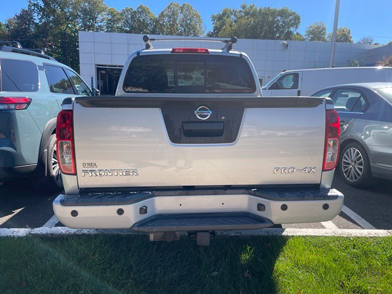 Certified 2021 Nissan Frontier PRO-4X w/ Pro-4x Utility Package AWD/4WD image 6