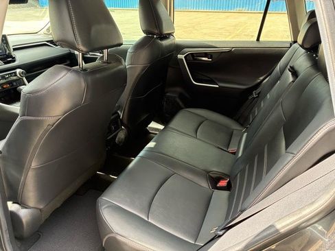 Used 2021 Toyota RAV4 Limited FWD image 25