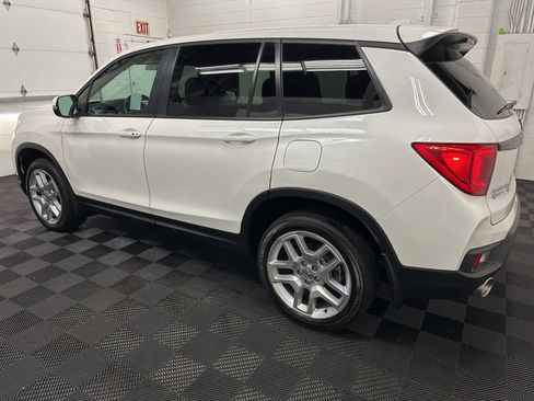 Used 2024 Honda Passport EX-L image 7