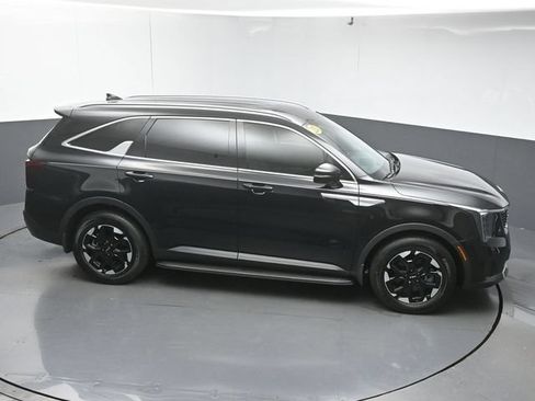 Used 2025 Kia Sorento S FWD image 48