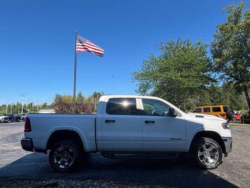 Used 2025 RAM 1500 Big Horn AWD/4WD image 8