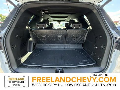 Used 2023 Chevrolet Traverse High Country FWD image 14