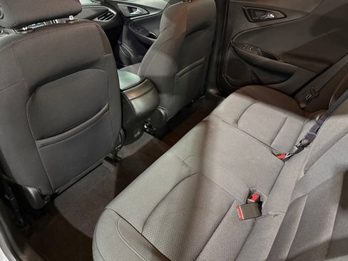 Used 2018 Chevrolet Malibu LS image 30