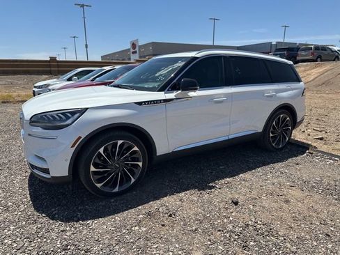 Used 2024 Lincoln Aviator Reserve w/ Equipment Group 201A RWD image 1