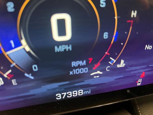 Used 2025 Chevrolet Equinox LT image 38