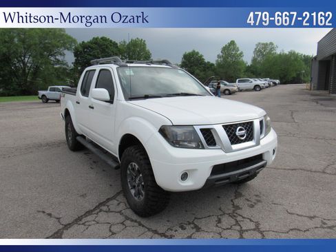 Used 2020 Nissan Frontier PRO-4X w/ Pro-4x Utility Package AWD/4WD image 19