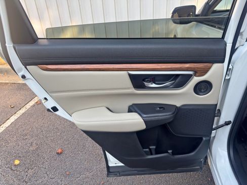 Used 2022 Honda CR-V EX-L image 39