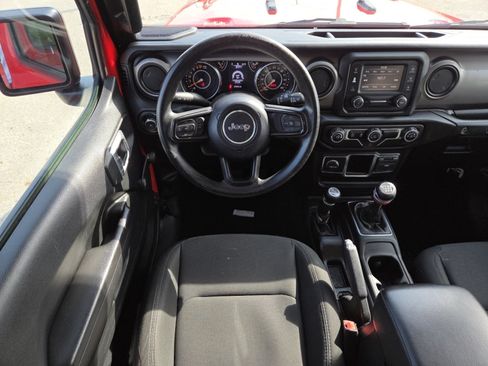 Used 2021 Jeep Wrangler Unlimited Sport AWD/4WD image 23