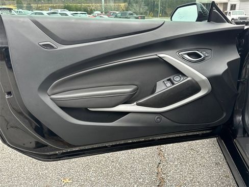 Used 2020 Chevrolet Camaro SS image 10