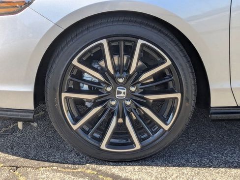 New 2026 Honda Accord Touring image 9