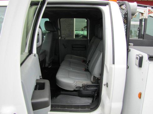 Used 2012 Ford F550 2WD Crew Cab Super Duty w/ Payload Upgrade Pkg image 11
