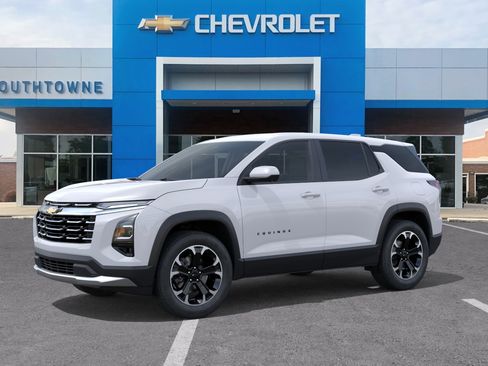 New 2027 Chevrolet Equinox LT w/ Safety and Technology Package FWD image 26