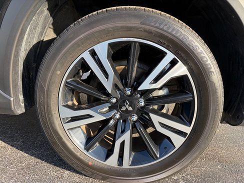 Used 2024 Mitsubishi Eclipse Cross SE image 10