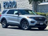 Used 2022 Ford Explorer XLT w/ Equipment Group 202A image 2