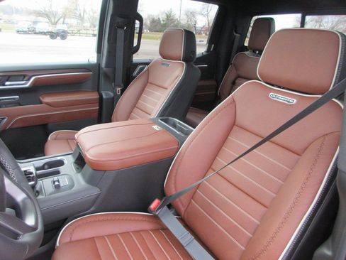 New 2026 GMC Sierra 1500 Denali Ultimate image 14