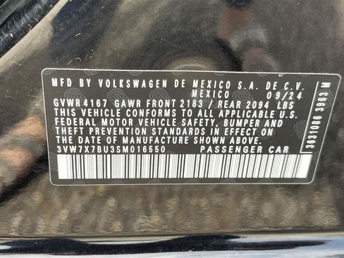 Used 2025 Volkswagen Jetta SE FWD image 12