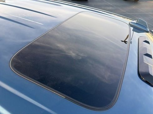 Used 2025 GMC Sierra 2500 Denali Ultimate image 9