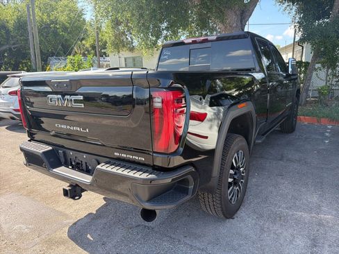 Used 2024 GMC Sierra 2500 Denali Ultimate AWD/4WD image 12