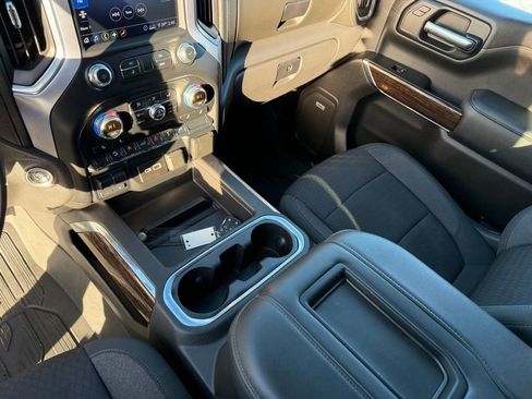 Used 2020 GMC Sierra 1500 Elevation w/ Elevation Value Package image 15