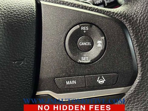 Used 2022 Honda Pilot Sport image 40