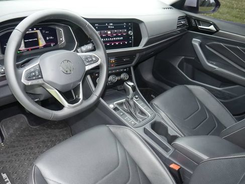Used 2022 Volkswagen Jetta SEL FWD image 14