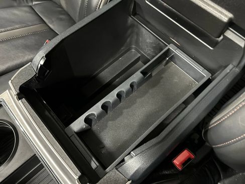 Used 2022 Ford F350 Platinum AWD/4WD image 31