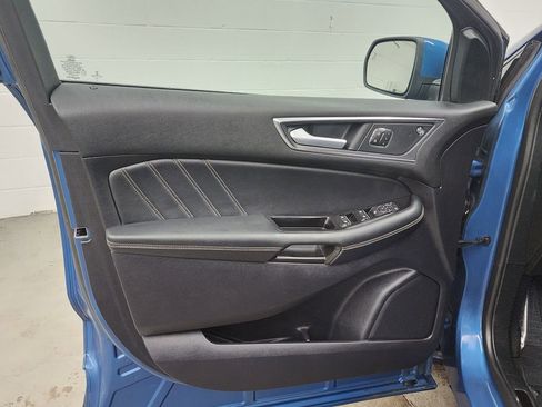 Used 2019 Ford Edge ST w/ Convenience Package AWD/4WD image 9