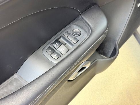 Used 2018 Dodge Challenger GT w/ Technology Group AWD/4WD image 10