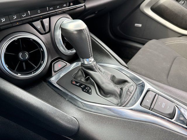 Used 2023 Chevrolet Camaro LT w/ Technology Package RWD image 20