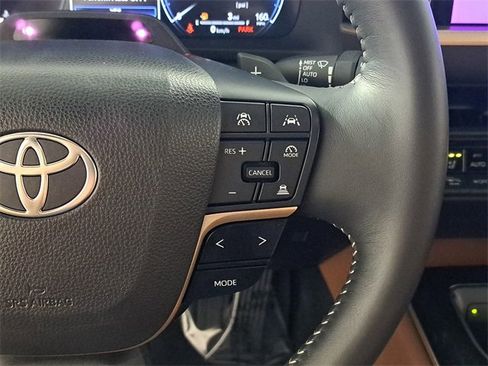 Used 2025 Toyota Crown Signia image 26