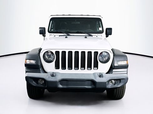 Used 2022 Jeep Wrangler Sport S image 2