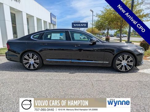 Certified 2025 Volvo S90 B6 Ultra AWD/4WD image 3