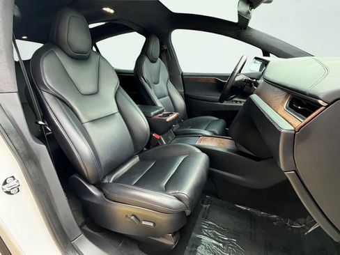 Used 2020 Tesla Model X Long Range AWD/4WD image 40
