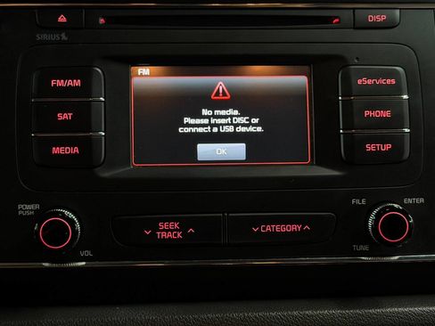 Used 2016 Kia Sedona LX w/ Option Group 020 image 45