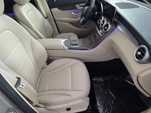 Certified 2020 Mercedes-Benz GLC 300 image 29