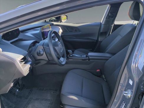 Certified 2025 Toyota Prius Limited image 9