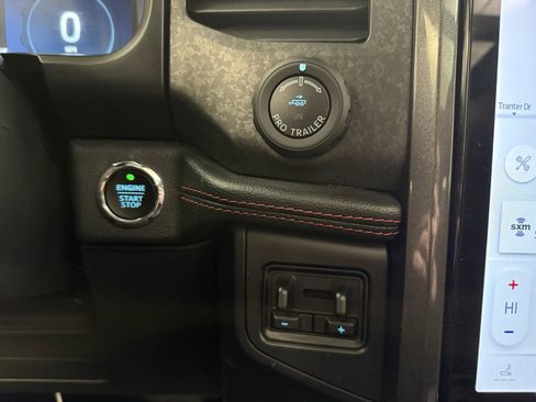 Used 2023 Ford Expedition Limited image 23