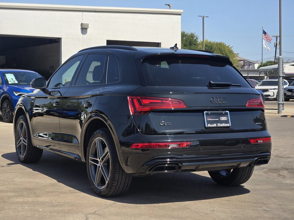 Certified 2025 Audi Q5 e Premium Plus AWD/4WD image 11