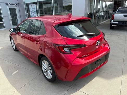 Used 2025 Toyota Corolla SE FWD image 5