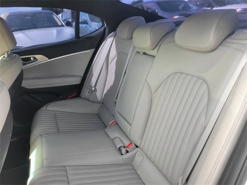 Used 2023 Genesis G70 3.3T w/ Sport Advanced Package image 8