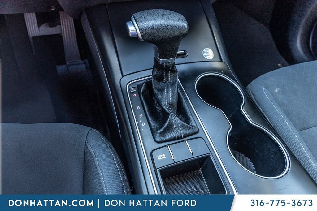 Used 2019 Kia Sorento FWD V6 image 10