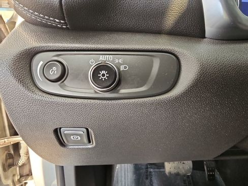 Used 2023 Chevrolet Blazer LT w/ Driver Confidence Package FWD image 23
