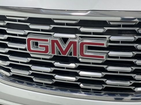 Used 2019 GMC Terrain Denali w/ Driver Alert Package II image 39