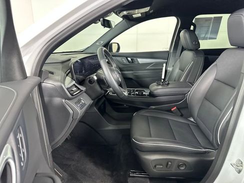 New 2026 Buick Enclave Preferred w/ Power Package image 11