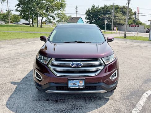Used 2017 Ford Edge Titanium w/ Equipment Group 301A FWD image 2