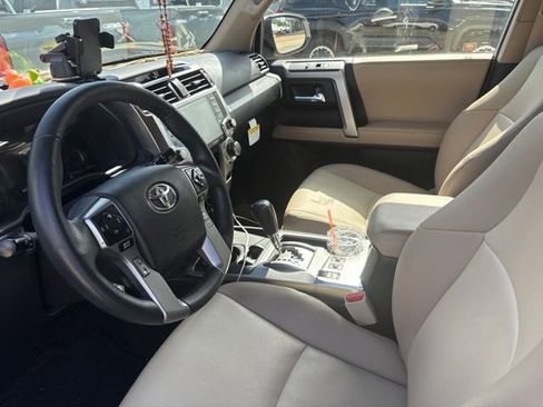 Used 2020 Toyota 4Runner SR5 Premium RWD image 14