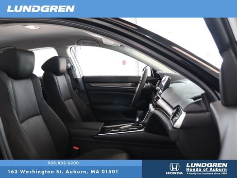 Certified 2019 Honda Accord LX image 15