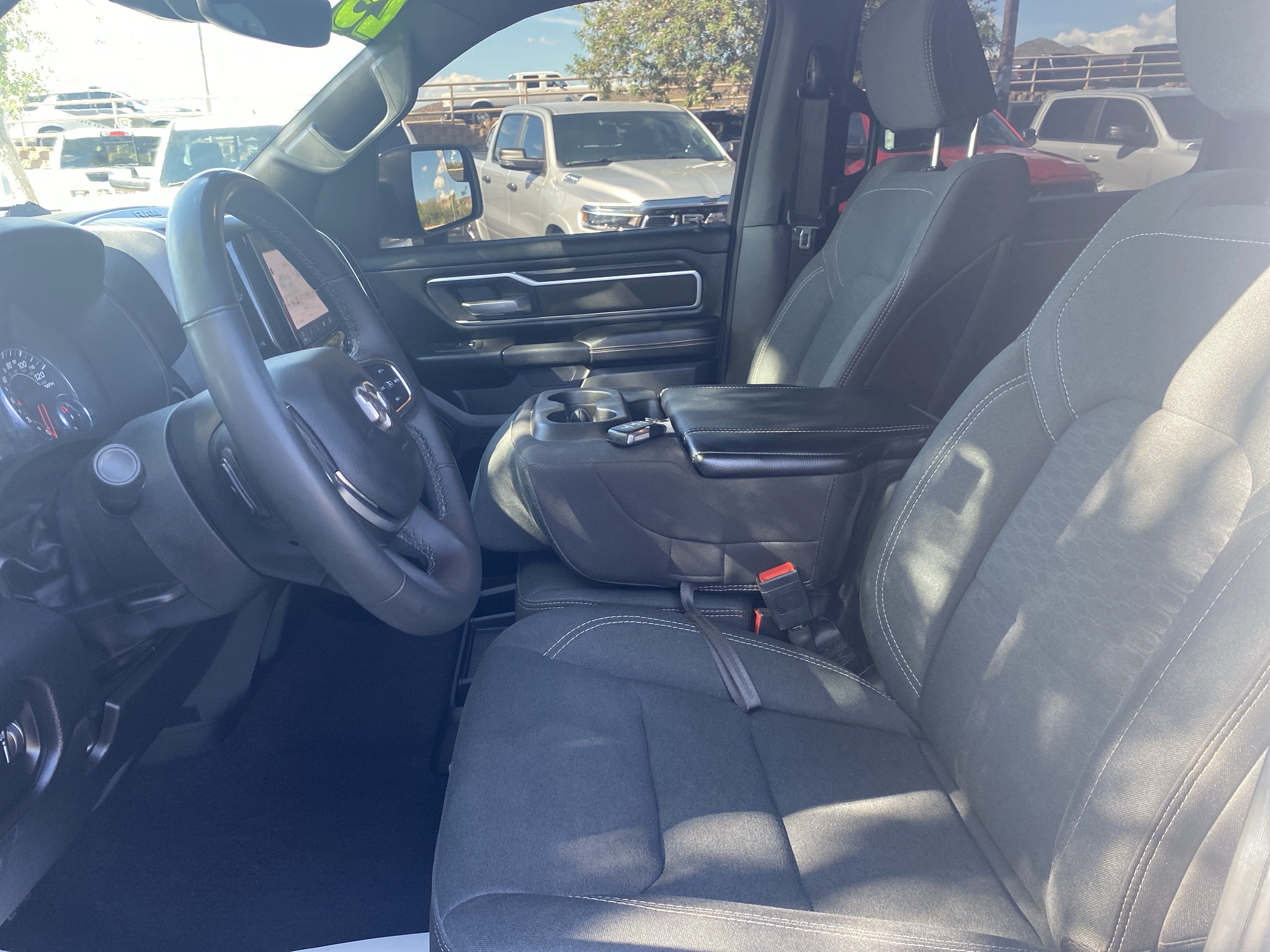 Used 2025 RAM 1500 Big Horn AWD/4WD image 9