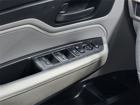 Used 2019 Honda Odyssey LX image 23